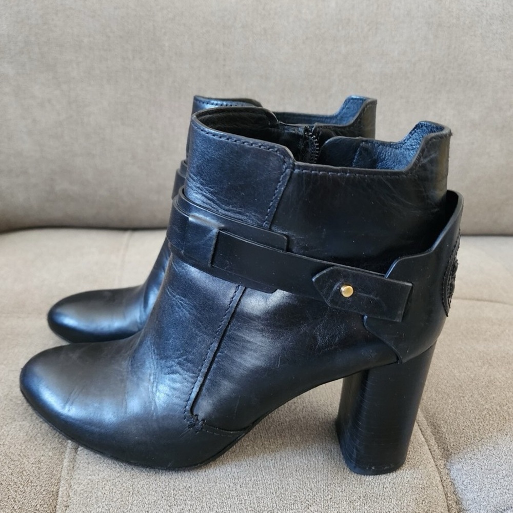 Tory Burch Colton black boots